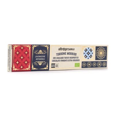 Torrone morbido con anacardi ricoperto di cioccolato fondente