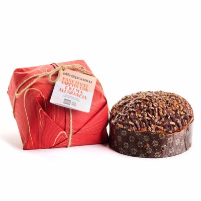 Panettone ricoperto al cioccolato e farcito con crema all'arancia - 750gr