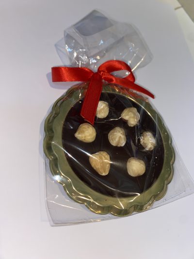 Pallina cioccolato fondente con nocciole