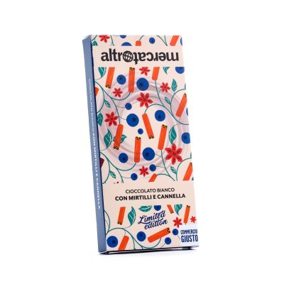 Chocomagnetico bianco con cannella e mirtilli